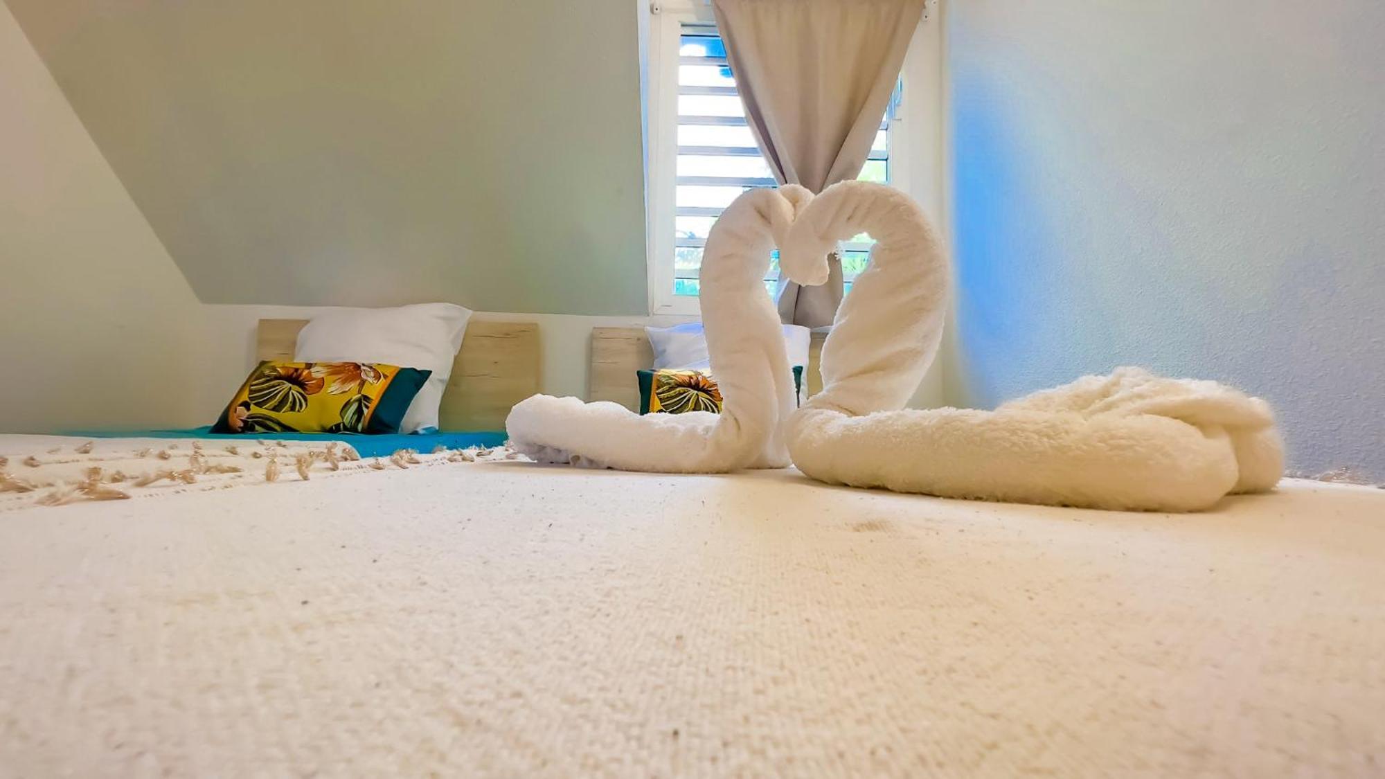 Magnifique Appartement Fleurs Caraibes - 6 Personnes En Residence Avec Piscine Privee - Sainte Anne 외부 사진